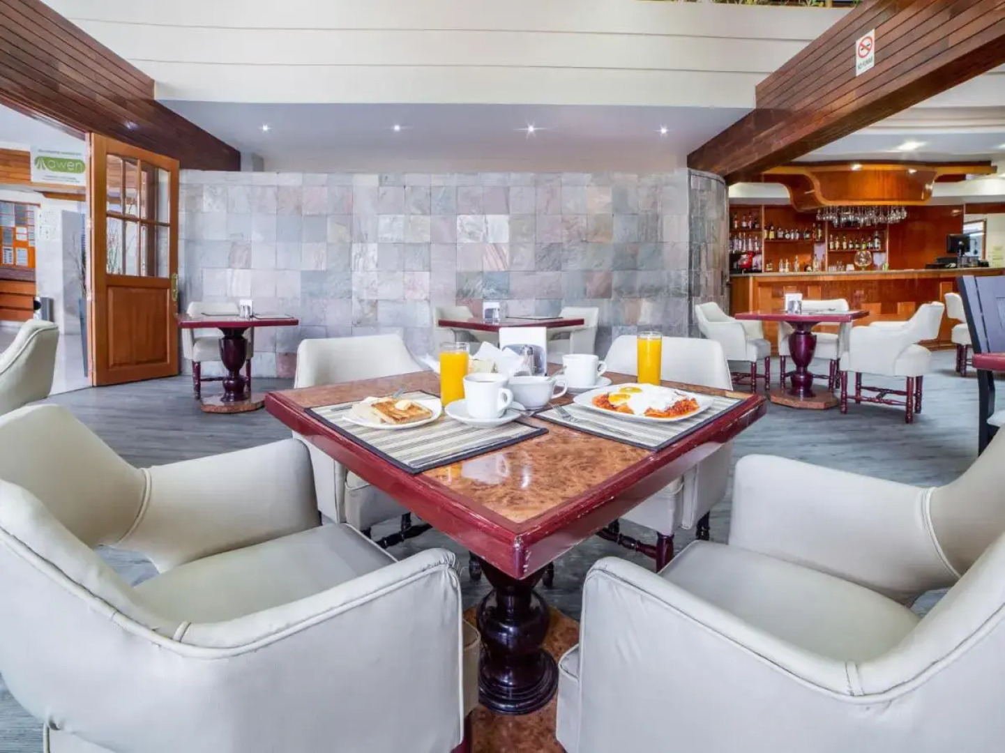 Hotel Escala Central del Norte