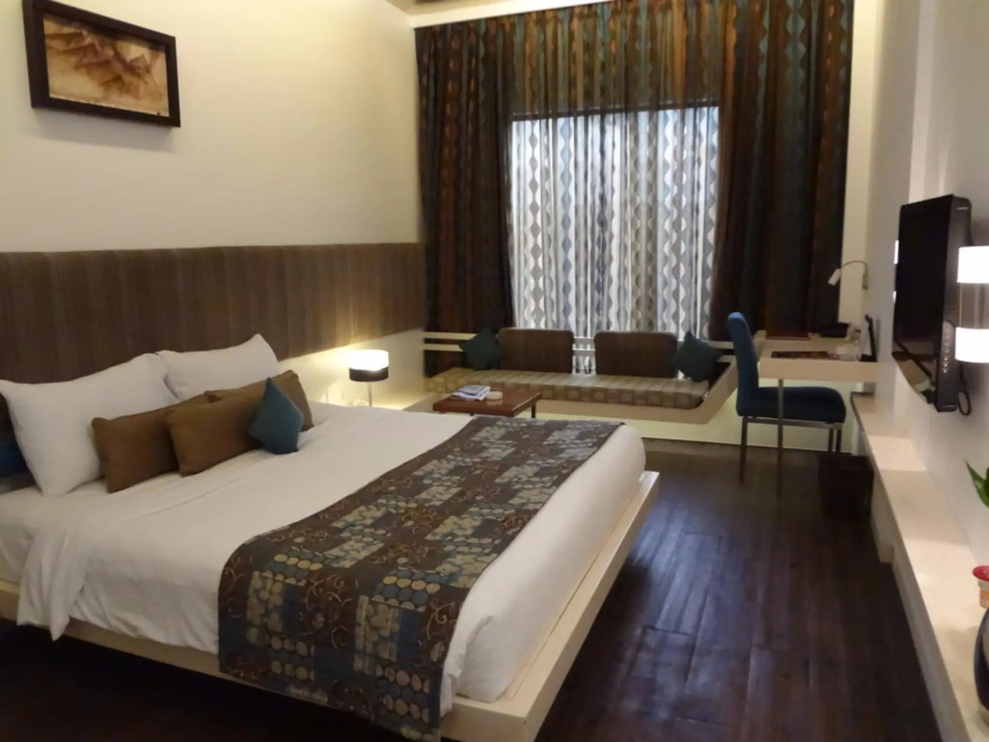 Hotel Kohinoor Continental, Airport - Newly Renovated