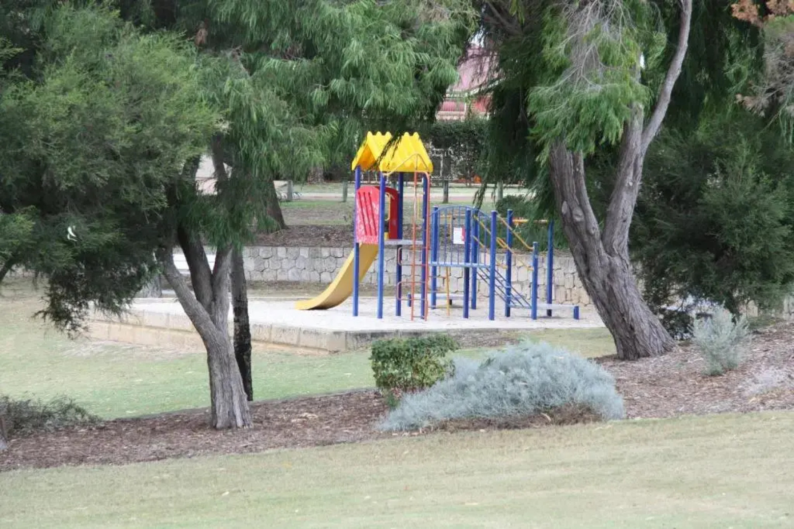 Warnbro Beach Family Accommodation