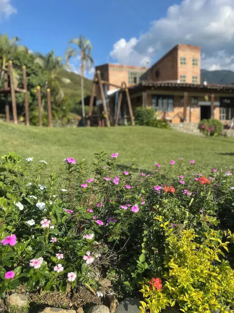 Santa Elena Ventanas Parapente House