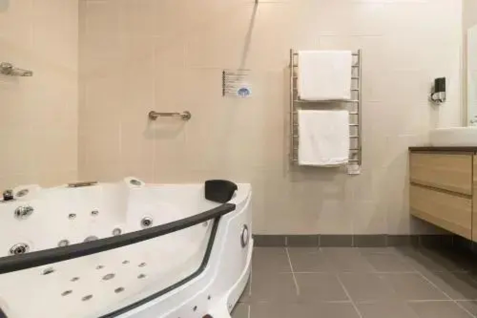 The Carrington Inn - Bungendore