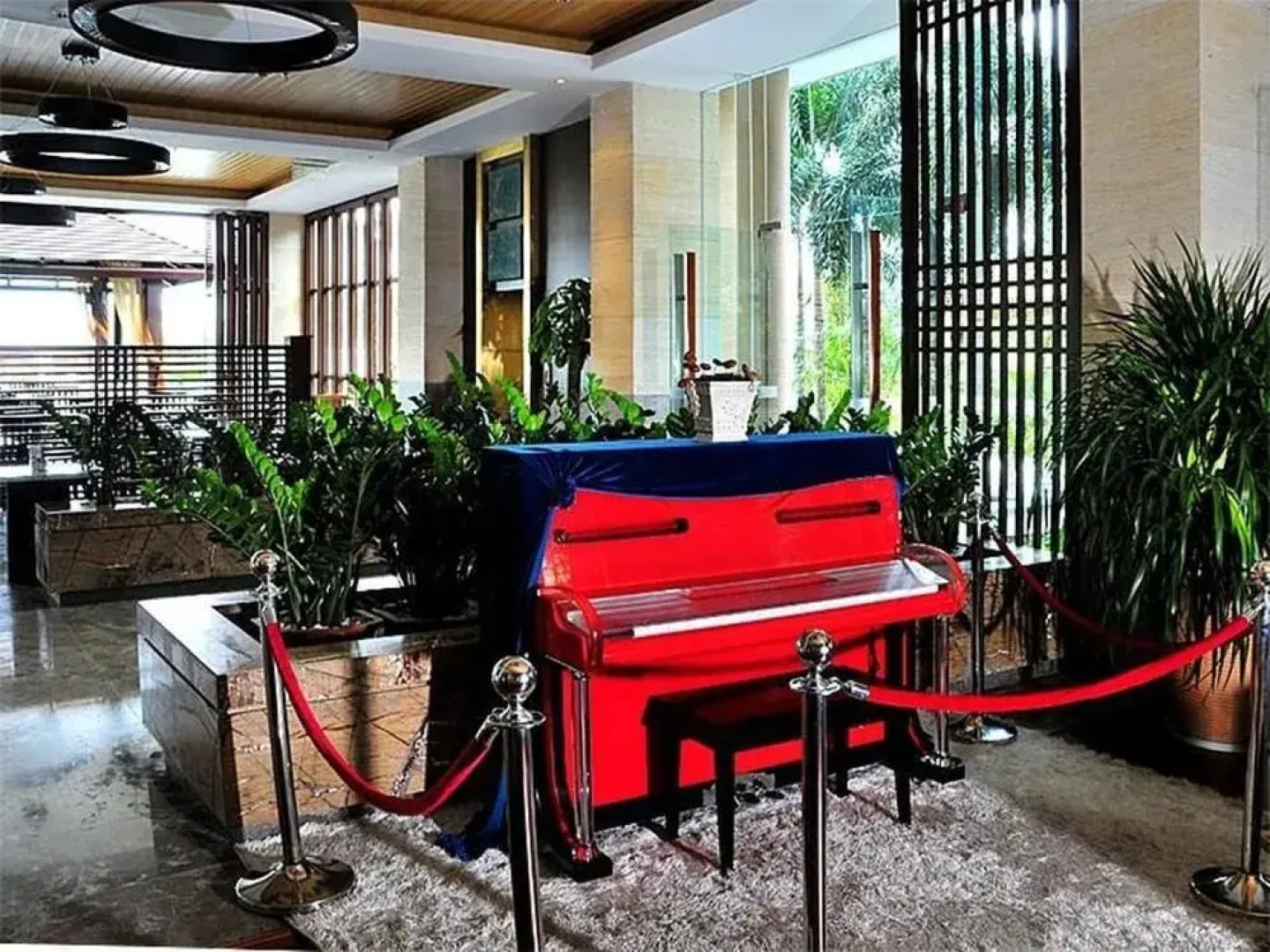 Отель Sanya Marina Spa