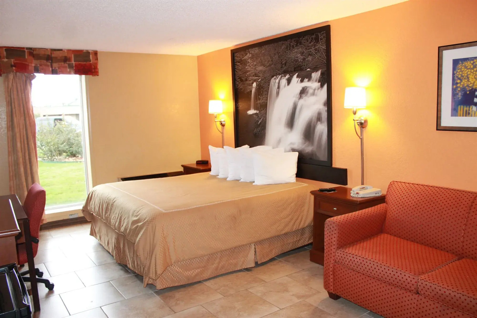 Fairview Inn & Suites