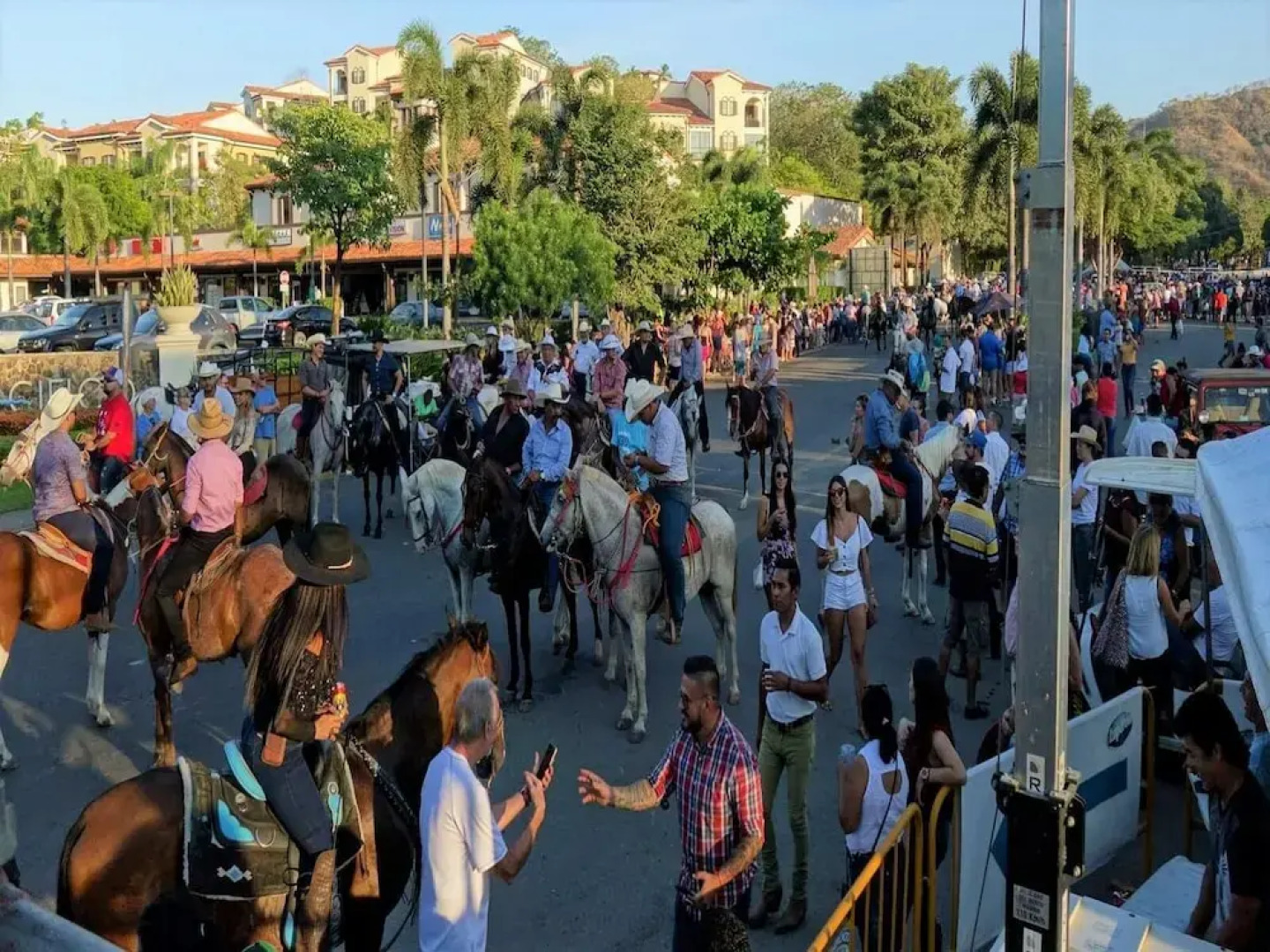 2-BD Ocean-View Condo on 3rd Floor