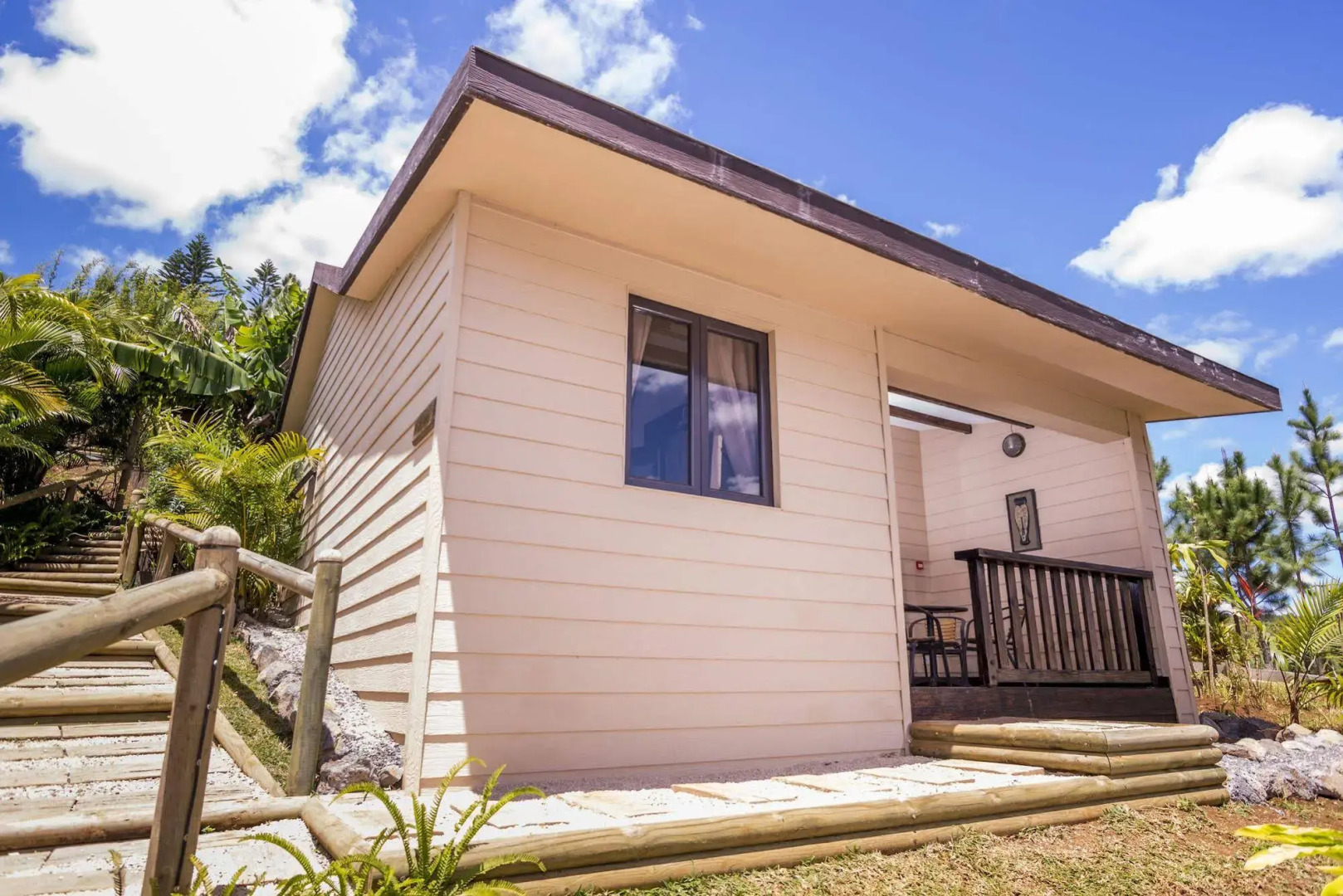 7 Cascades Restaurant Bar & Lodges