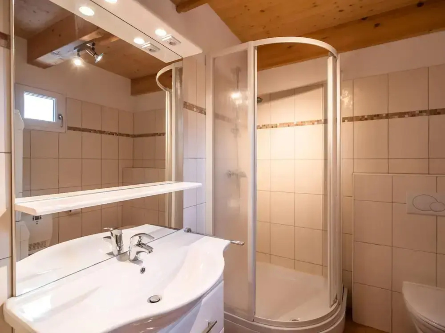 Wooden Chalet in Styria near Kreischberg Ski Area