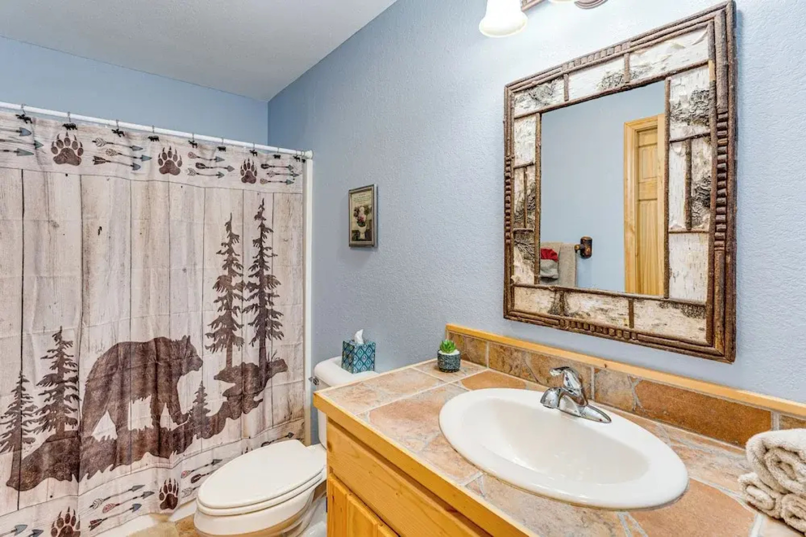 Mtn-view Cabin: Deck & Pets Welcome in Murphy