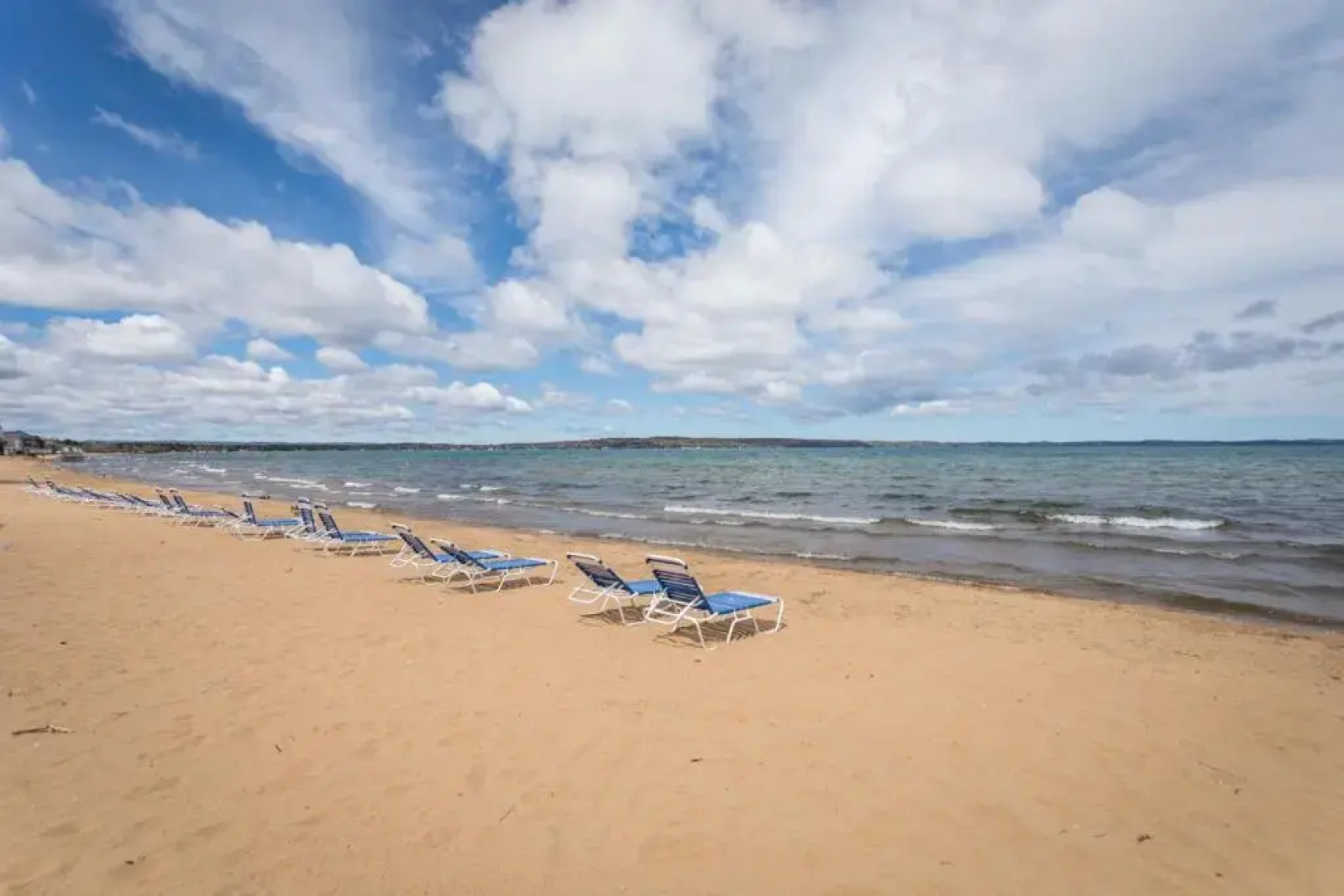 New Listing Beach Bliss 211! Stunning bay view