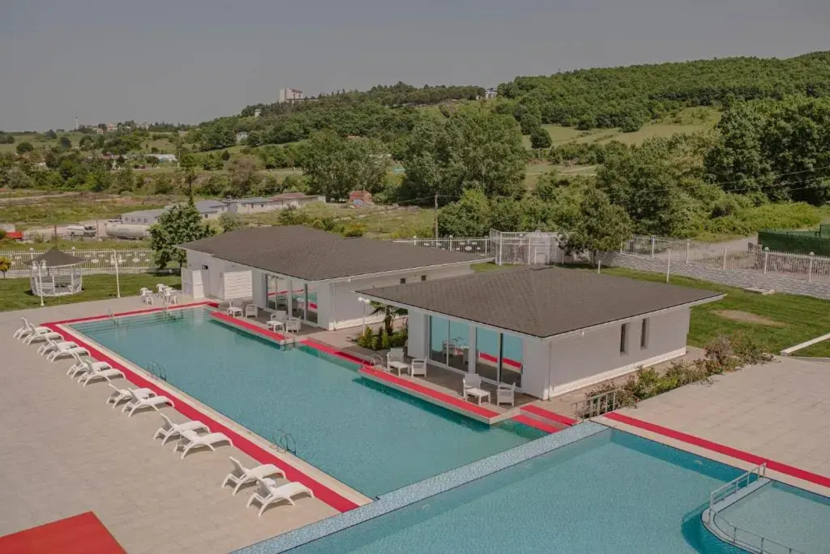 Mourouj Gloria White Palace Hotel & SPA