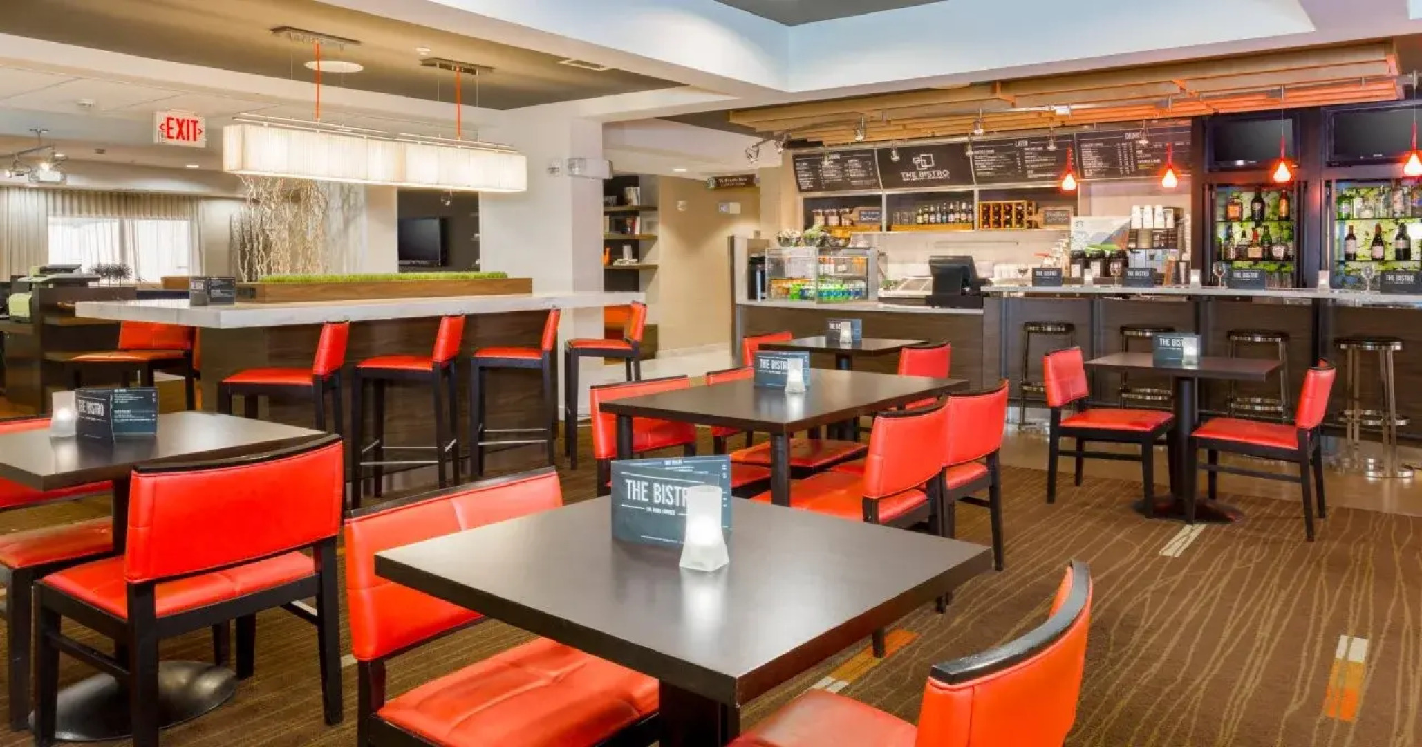 Courtyard by Marriott Chicago Bloomingdale