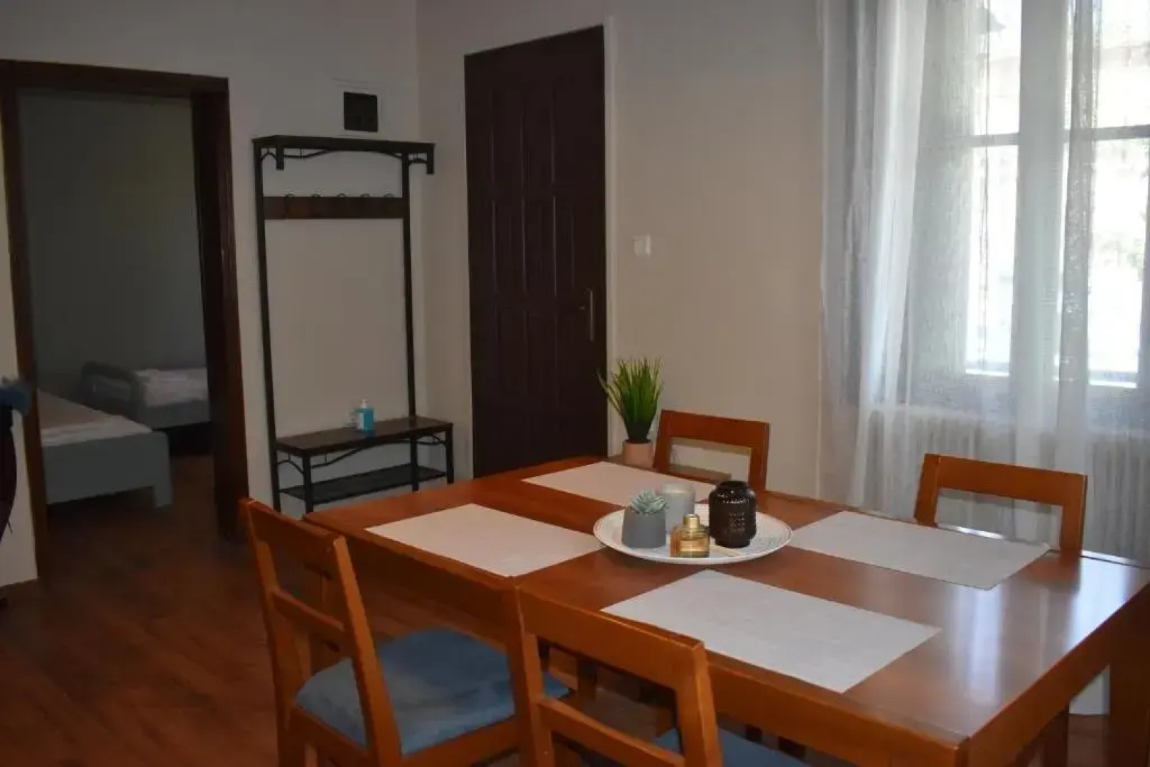 Betty's Garden House