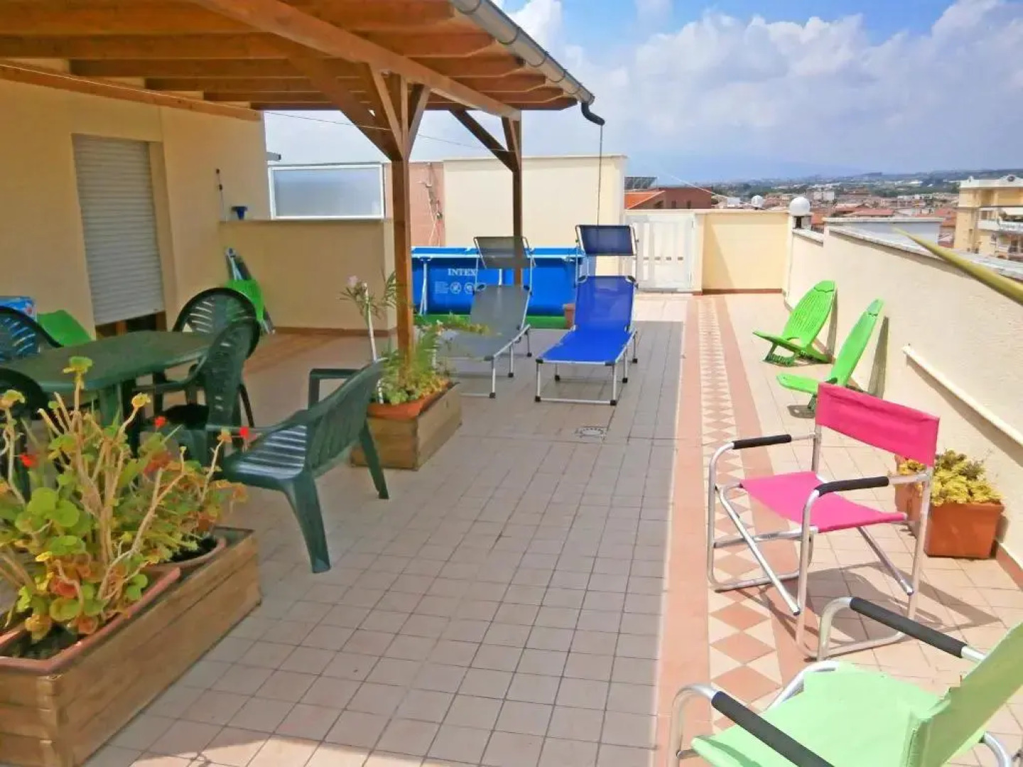 Casa Bella ATTICO FRONTE MARE con PISCINA