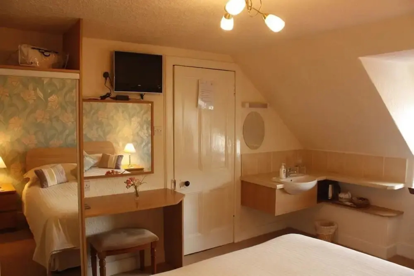 Laigh Tarbeg Farmhouse