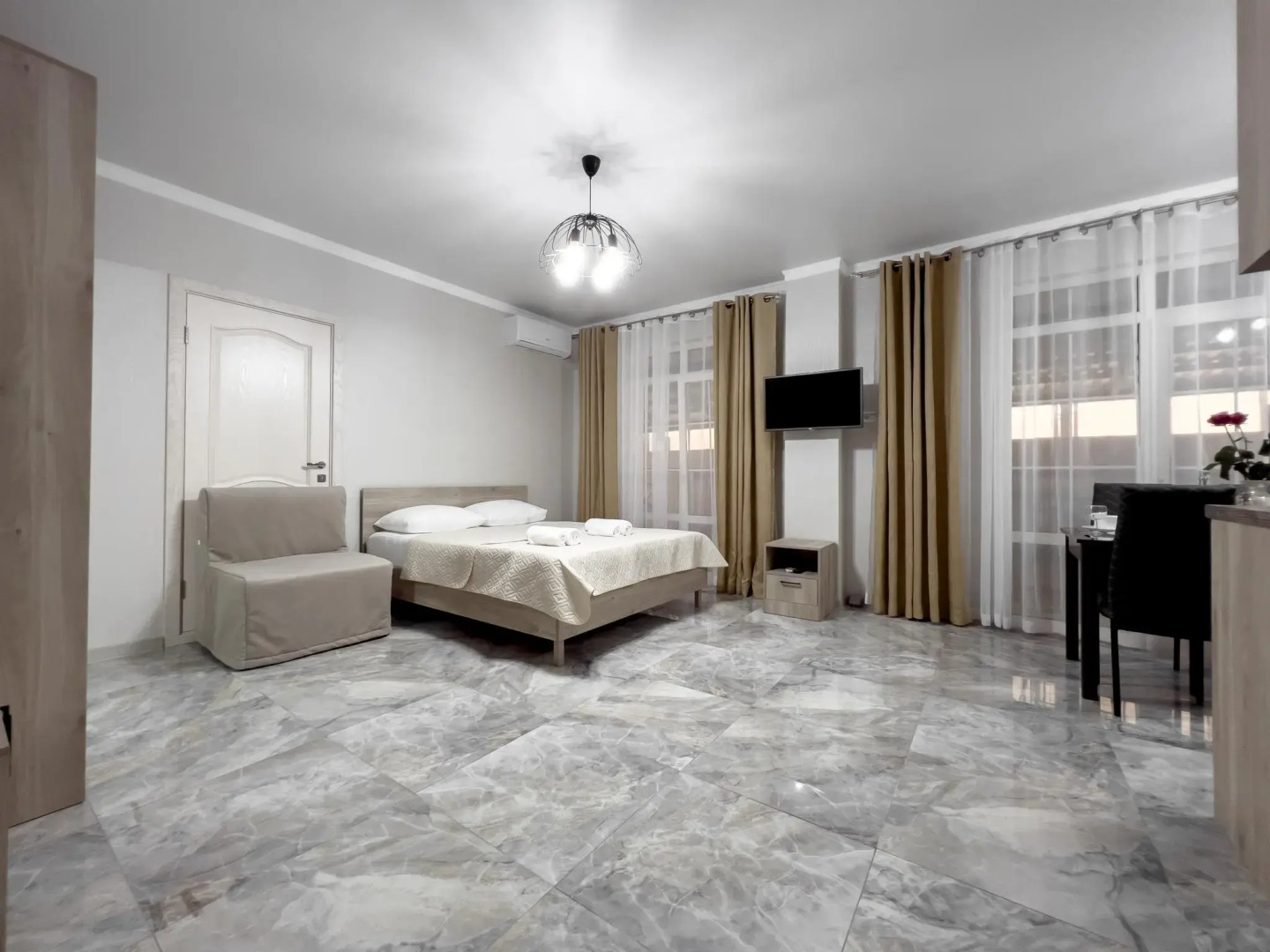 Апартаменты на улице Эпроновской 2А/3