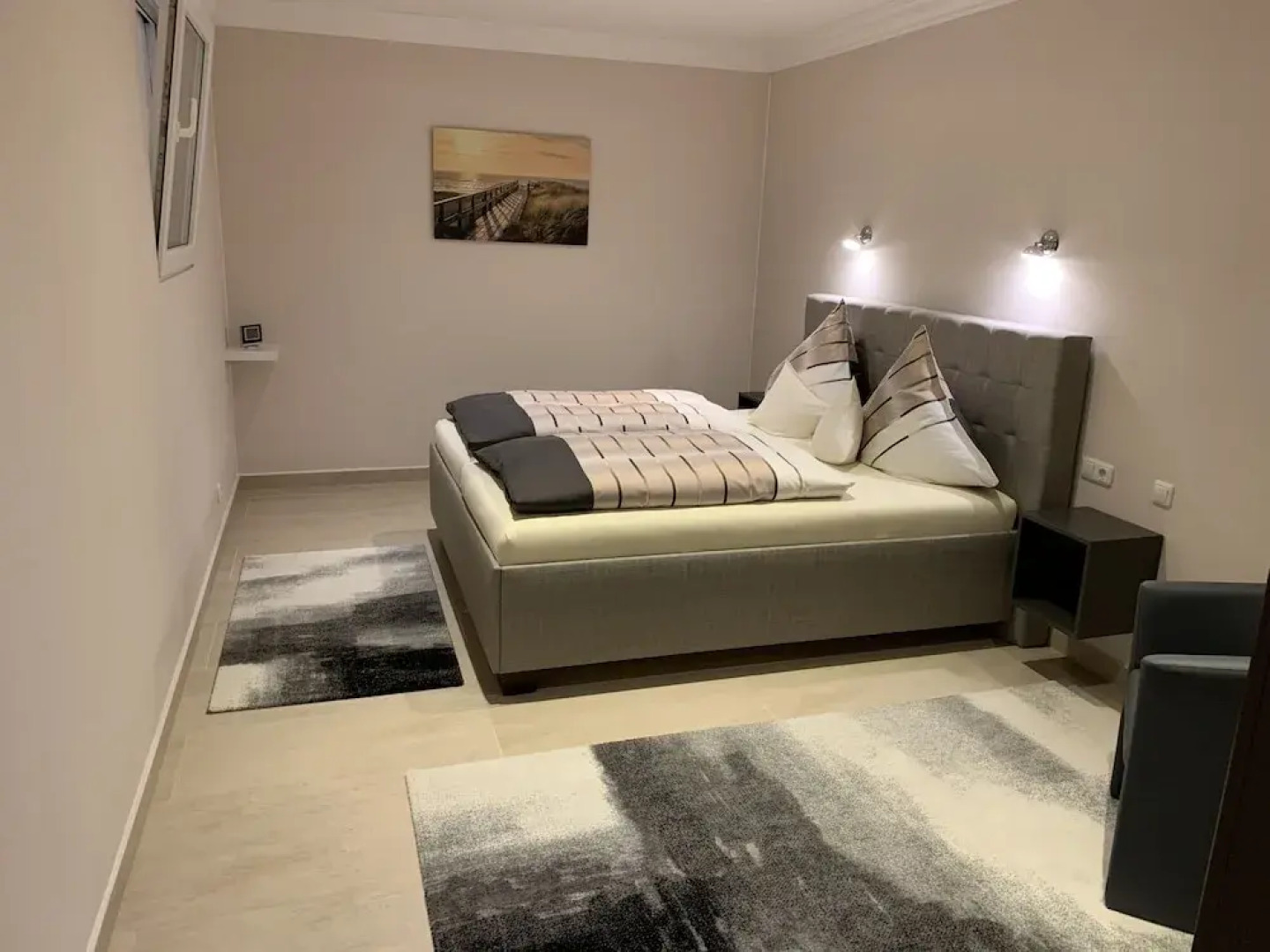 Apartment Ahsbahs Suite near Airport