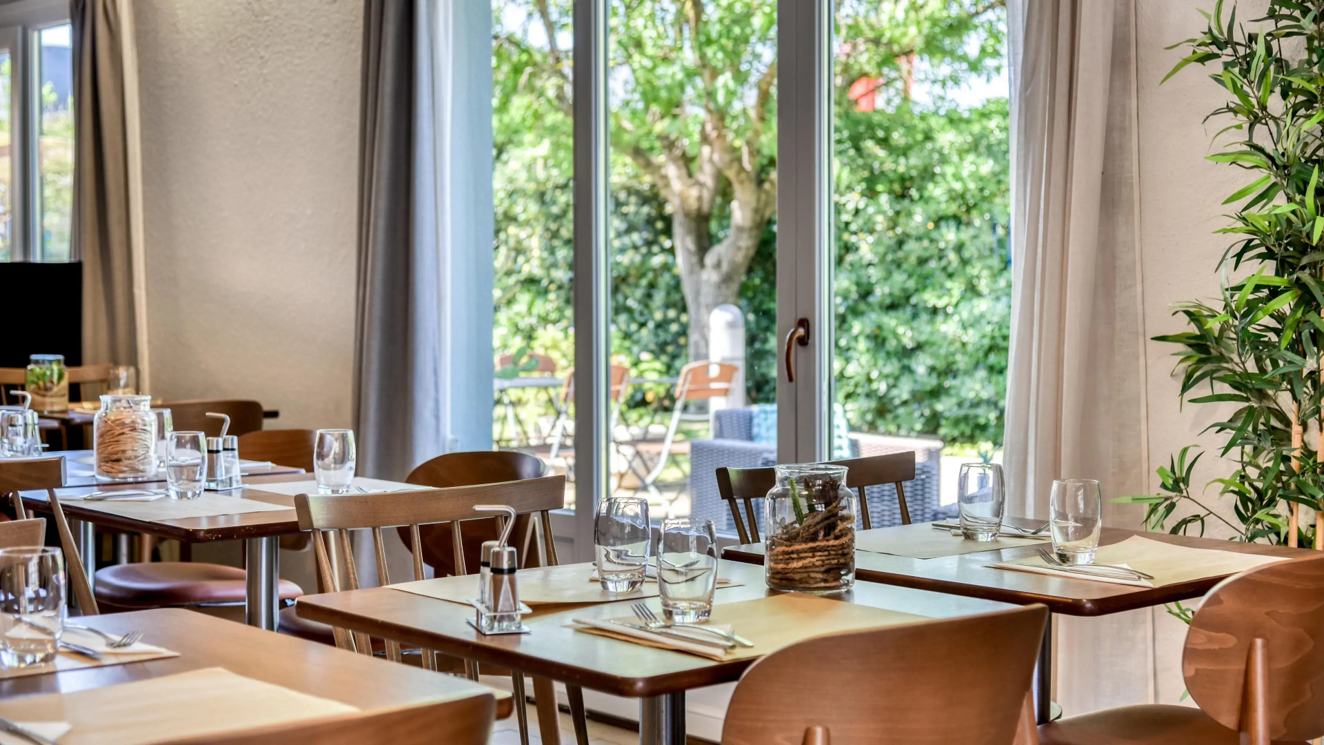 Campanile Paris Ouest - Nanterre - La Défense