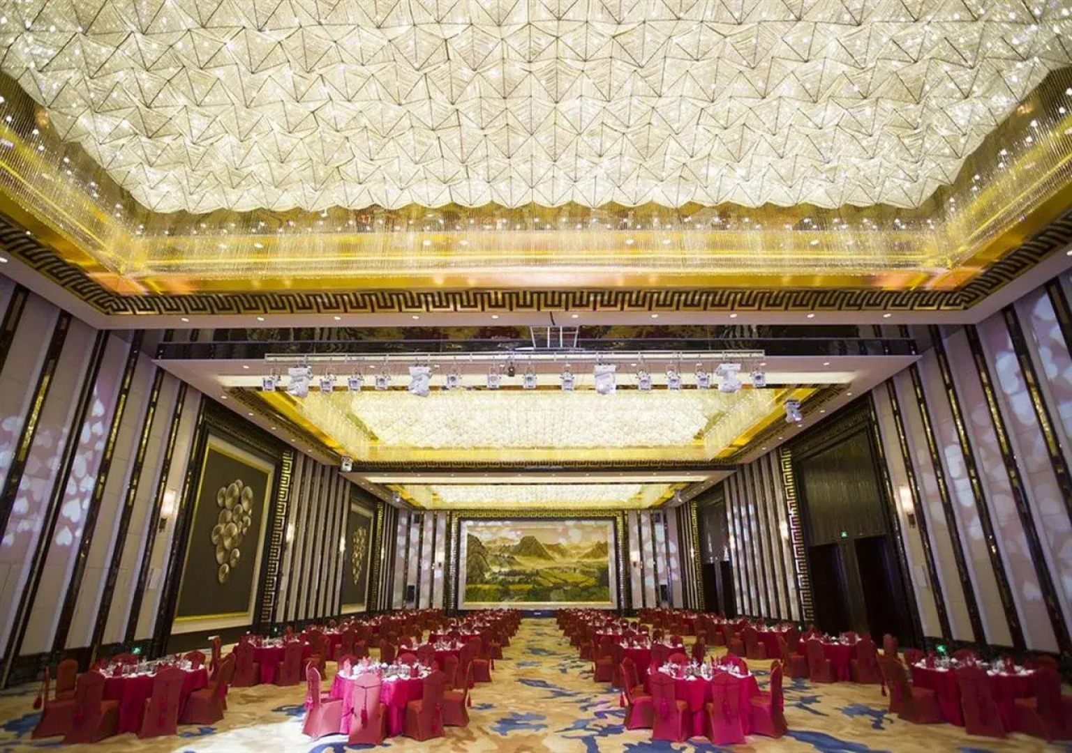 Howard Johnson by Wyndham Changsheng Plaza Meizhou