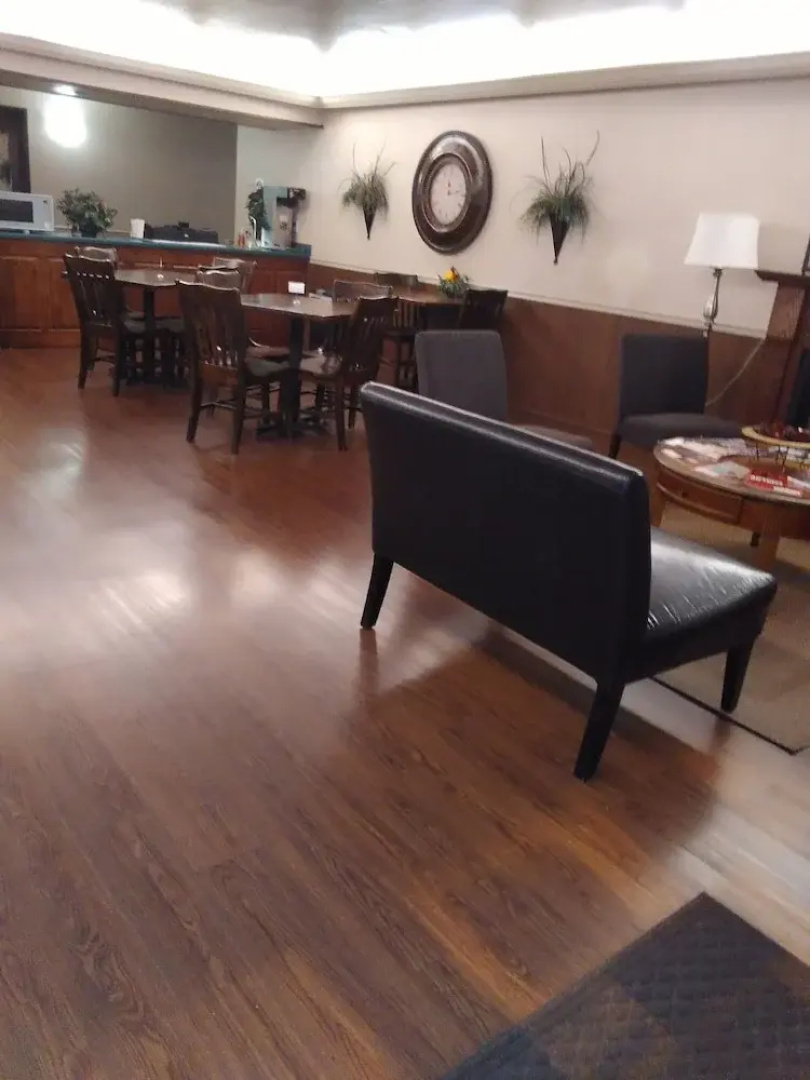 Heritage Place & Suites
