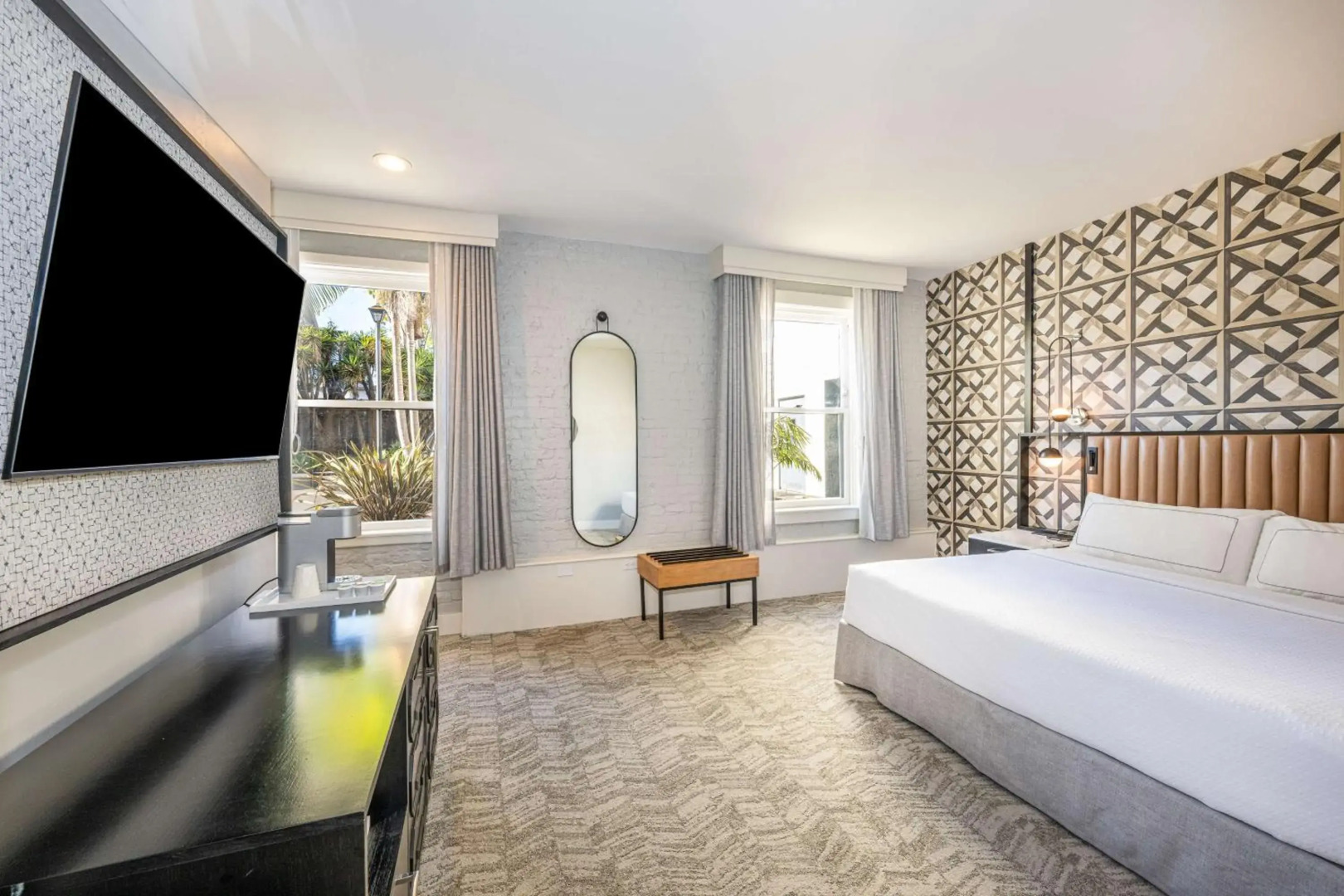 Hotel Virginia Santa Barbara, Tapestry Collection by Hilton