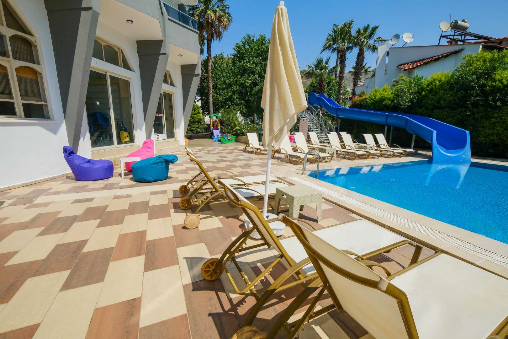 Selen Hotel Icmeler