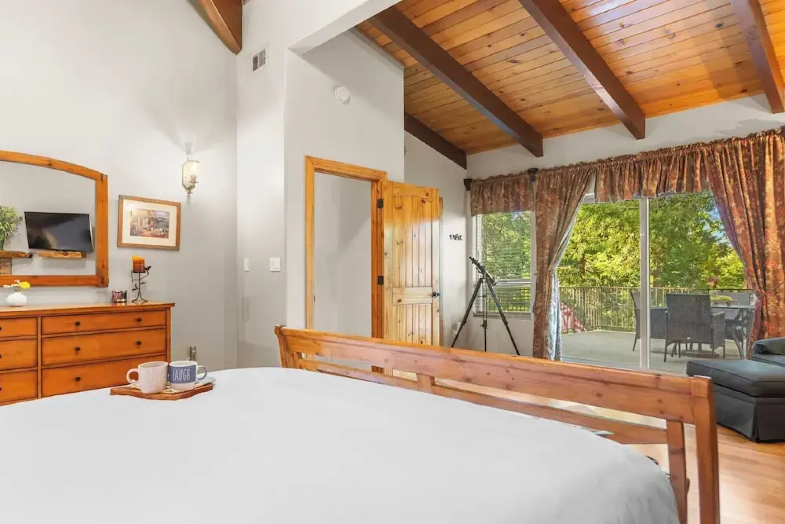 The Fairway Hideaway by Avantstay Game Room, Outdoor Dining & Near Lake Arrowhead