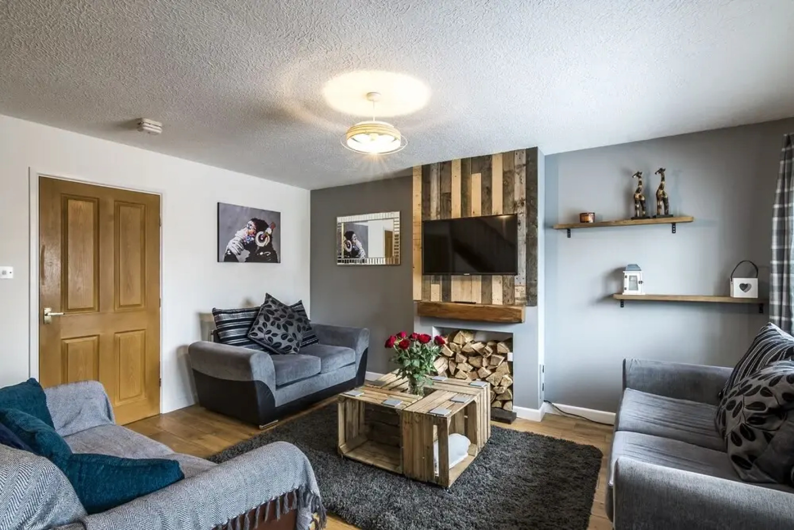 Field View - 3 Bedroom Holiday Home