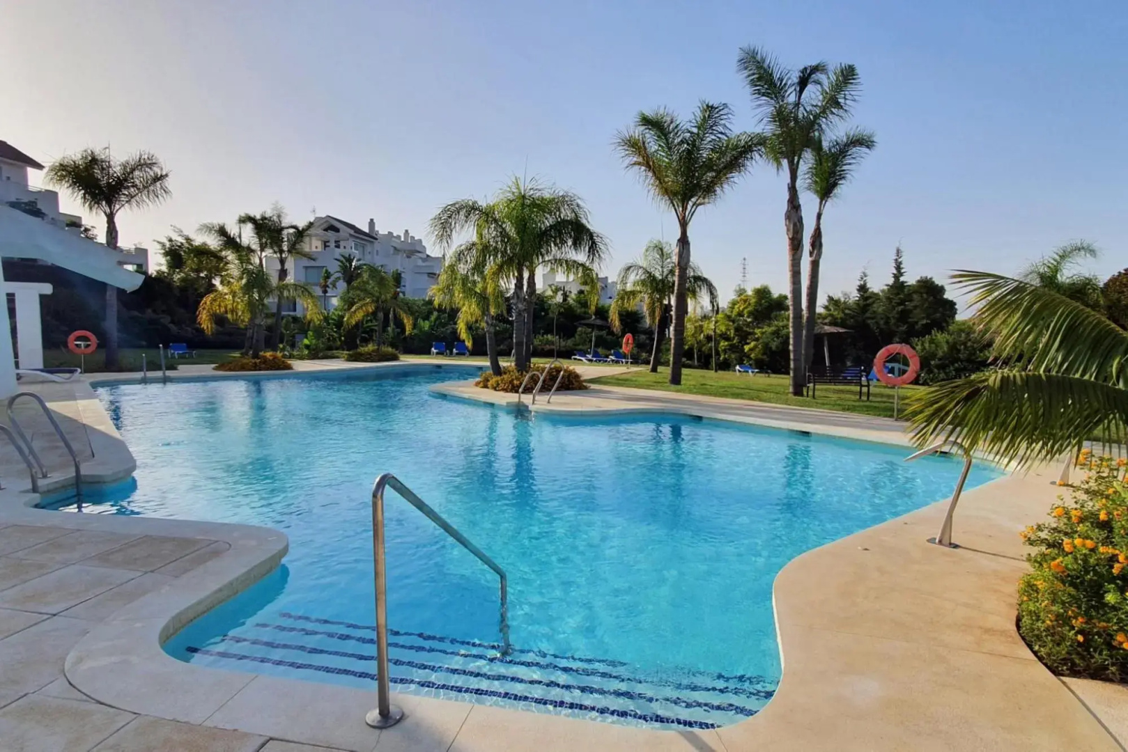 Luxury Penthouse Alcazaba Lagoon EHHouse