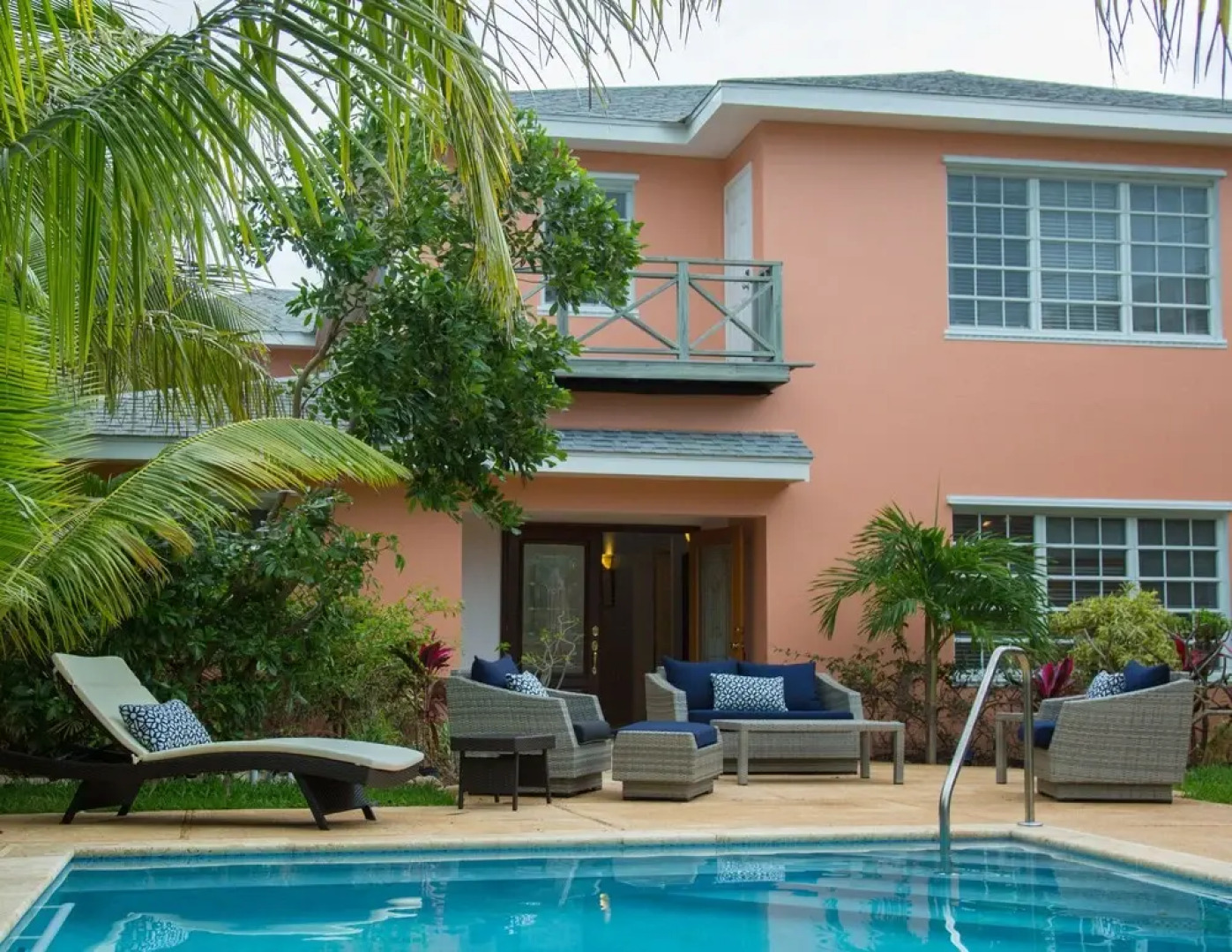 Dunn's House Harbour Island House With Pool