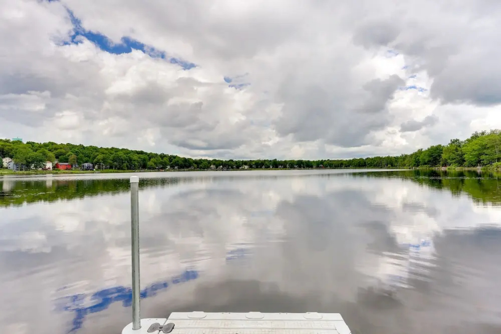 Hot Tub & Game Room: Tobyhanna Vacation Home!