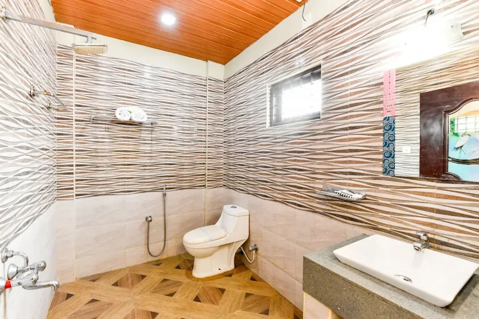 Oyo 28276 Harshavardhana Inn