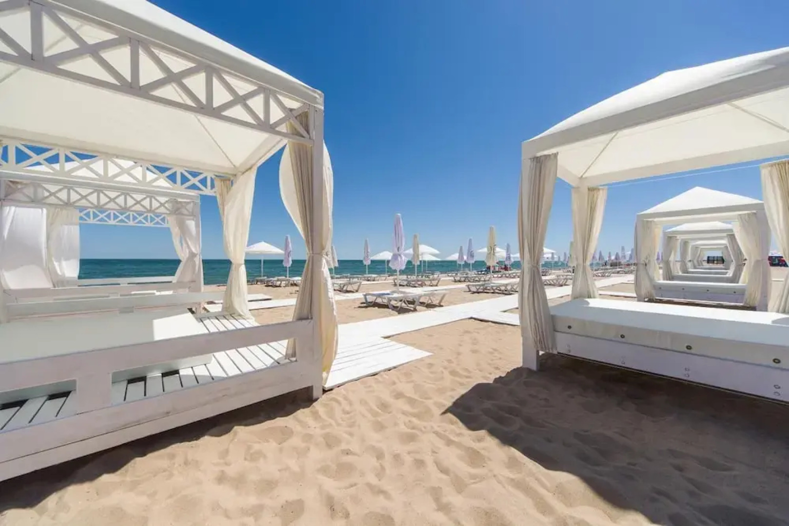 Клуб GoodZone Panorama Затока