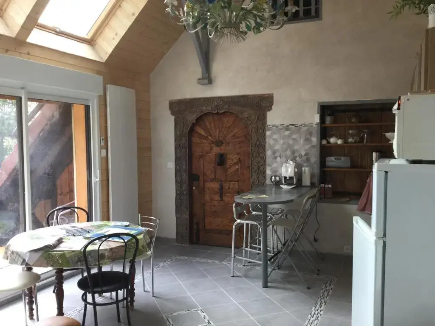 La Maison de Jean (Adults Only)