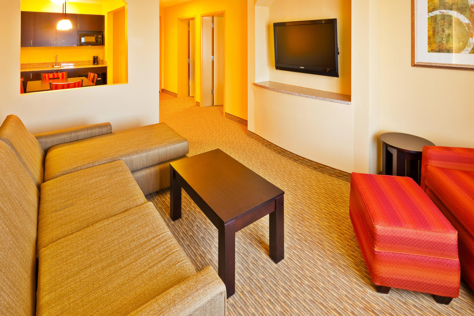 Holiday Inn Express Hotel and Suites Nashville-Opryland by IHG