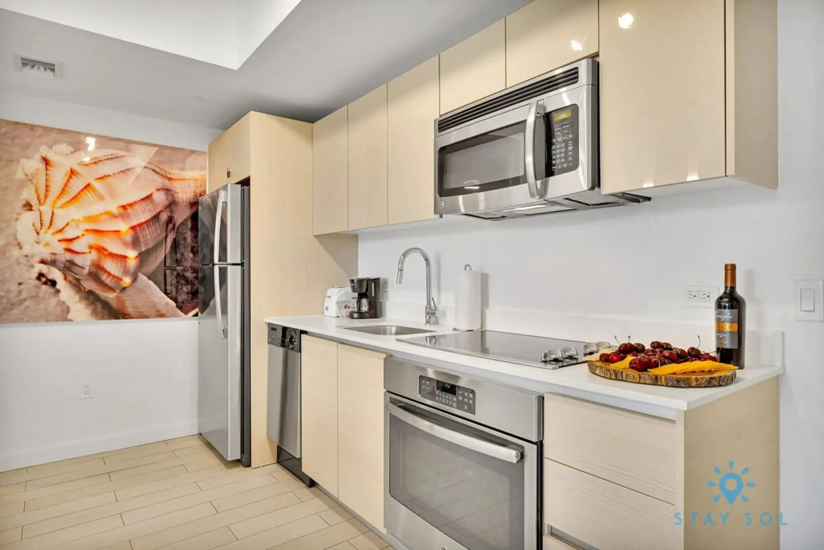 Modern Resort w Balcony Near Beach Pool