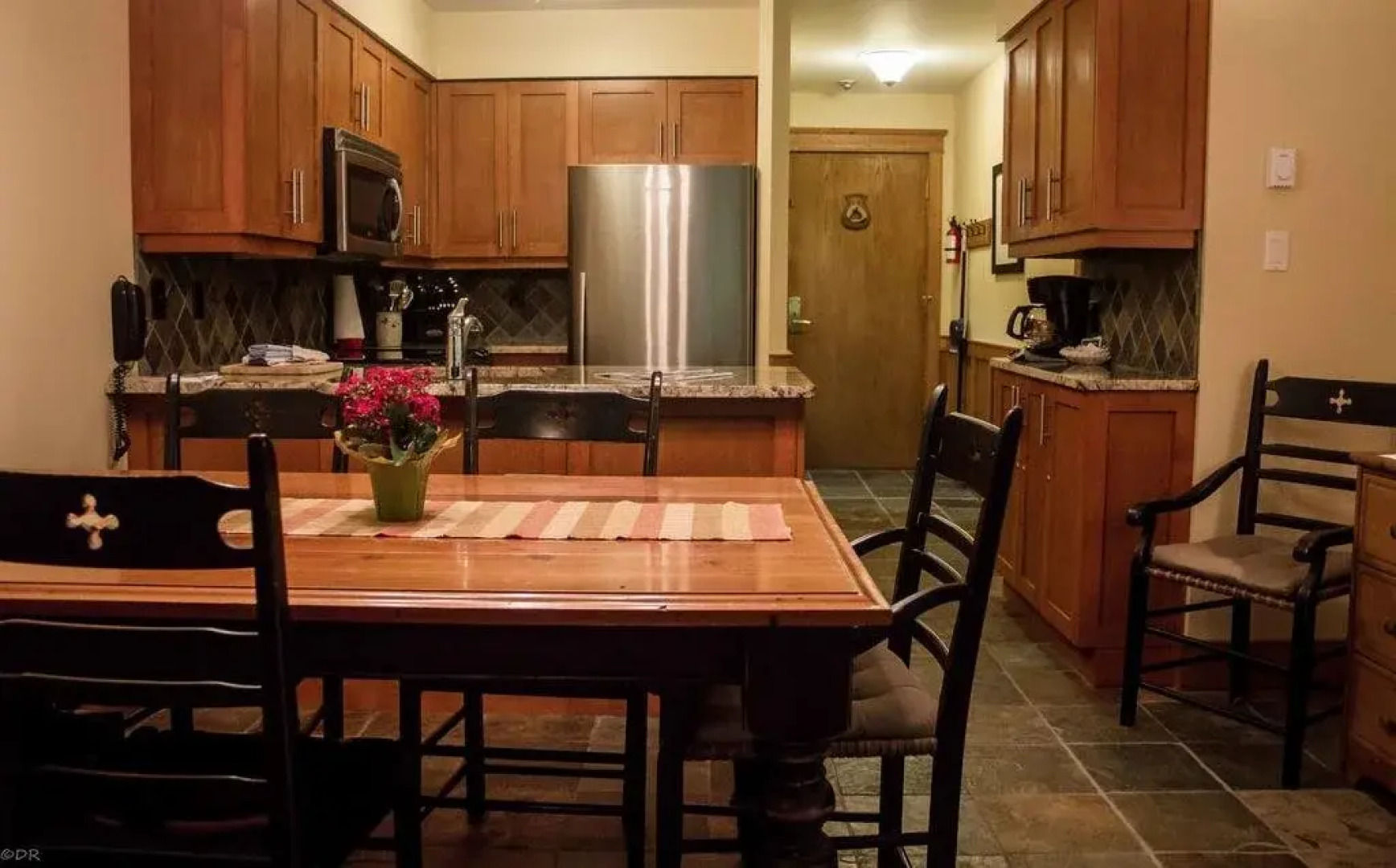 Wildwood Lodge by Peak to Green Accommodations