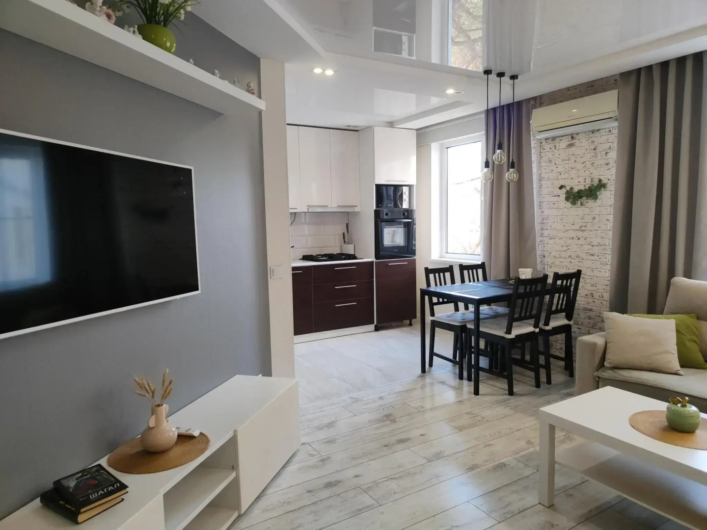 Апартаменты на улице Клавы Нечаевой 1