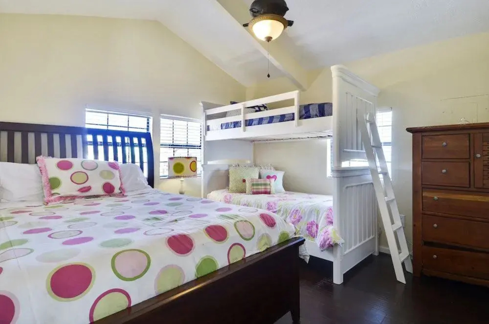 Crabbin Cabin by RedAwning