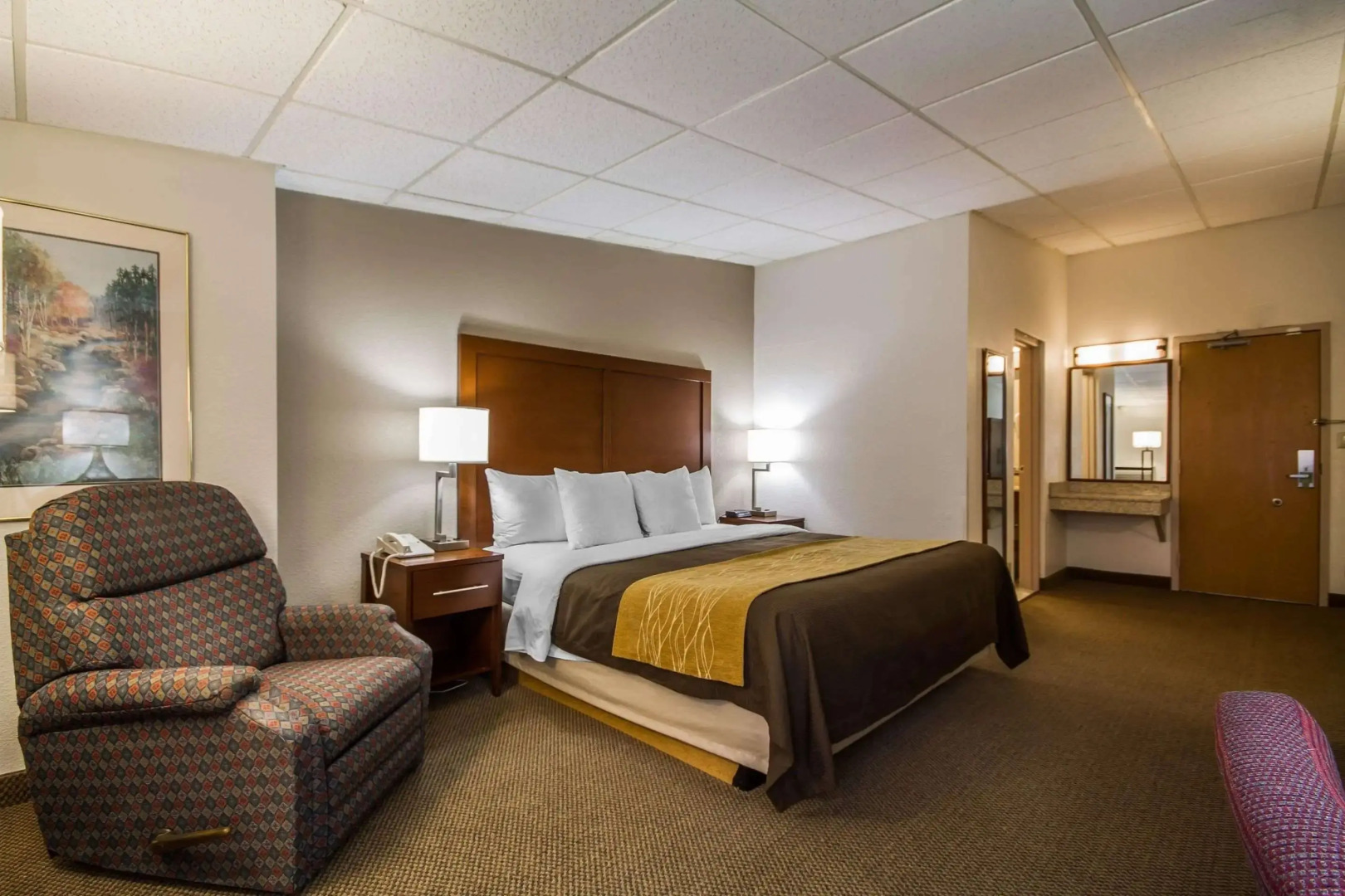 Comfort Inn & Suites Madison - Airport