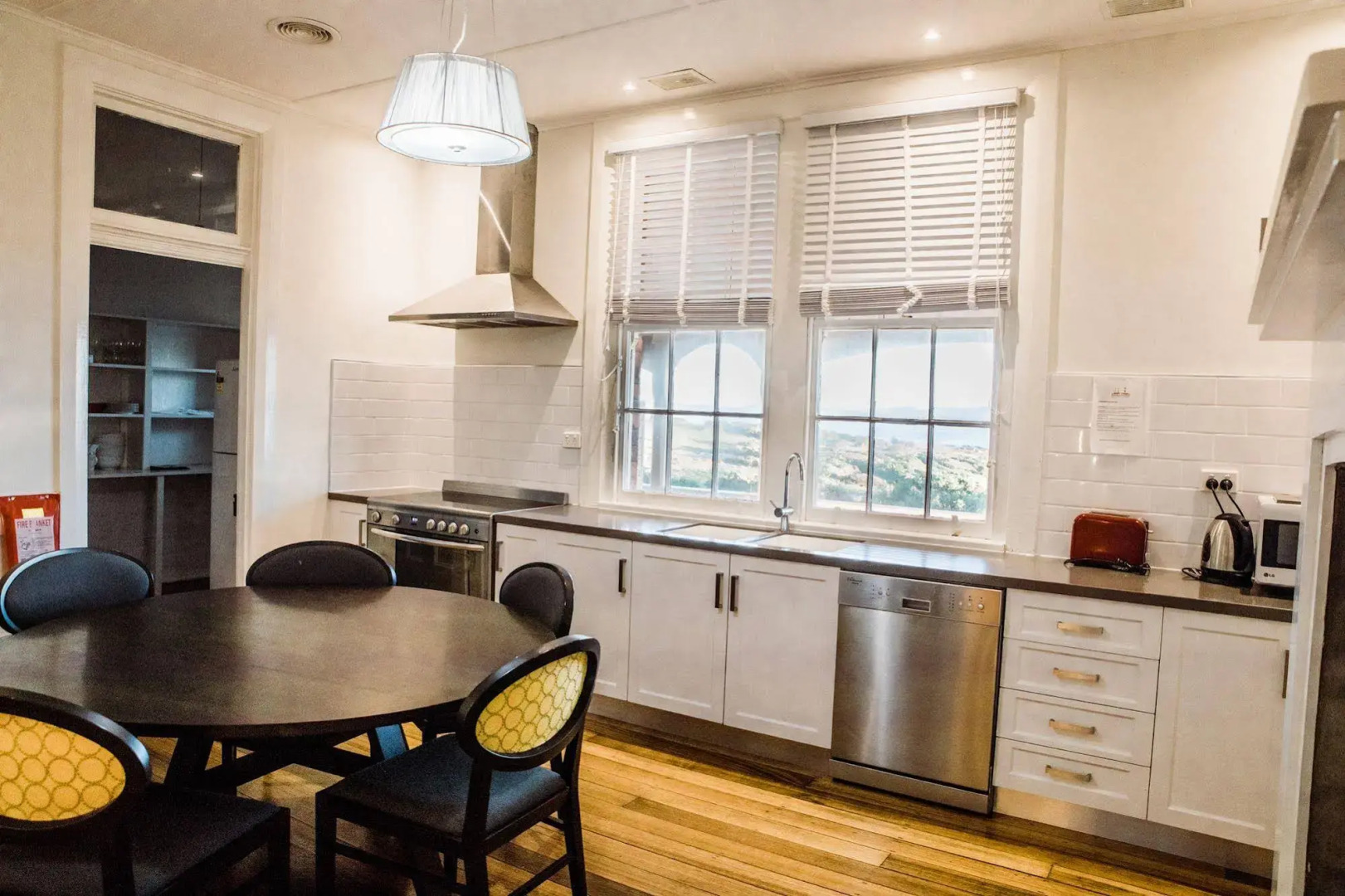 Low Head Pilot Station