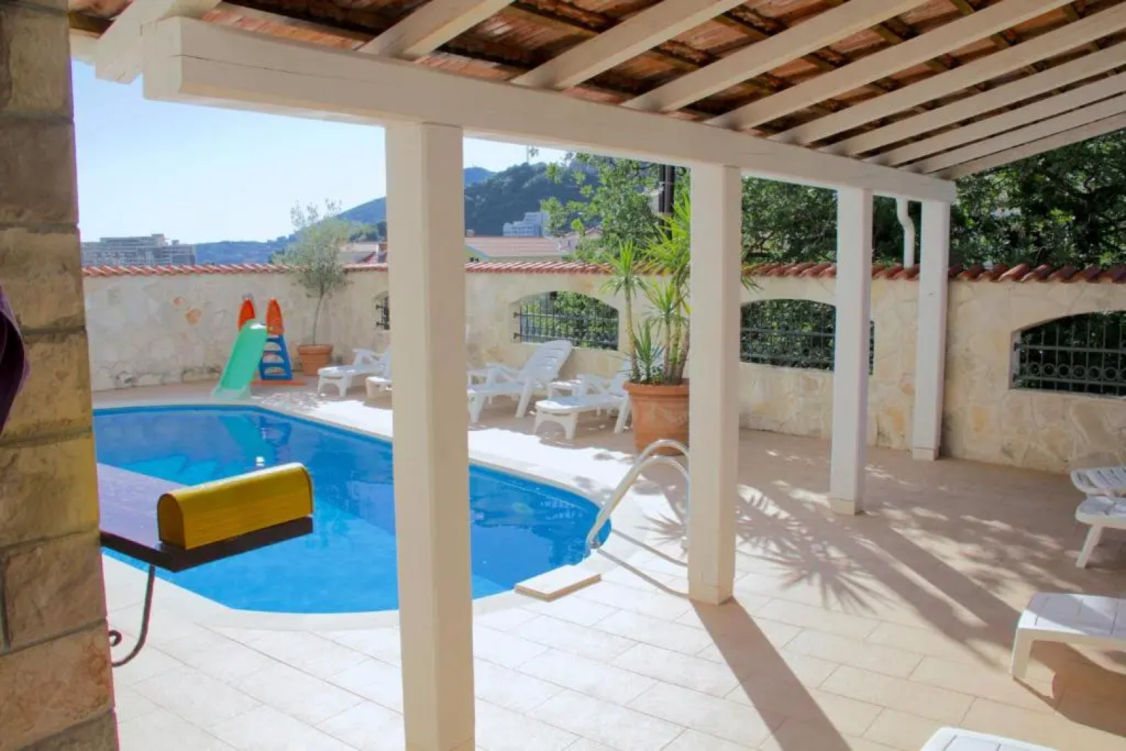 Mila & Aleksandr Apartments