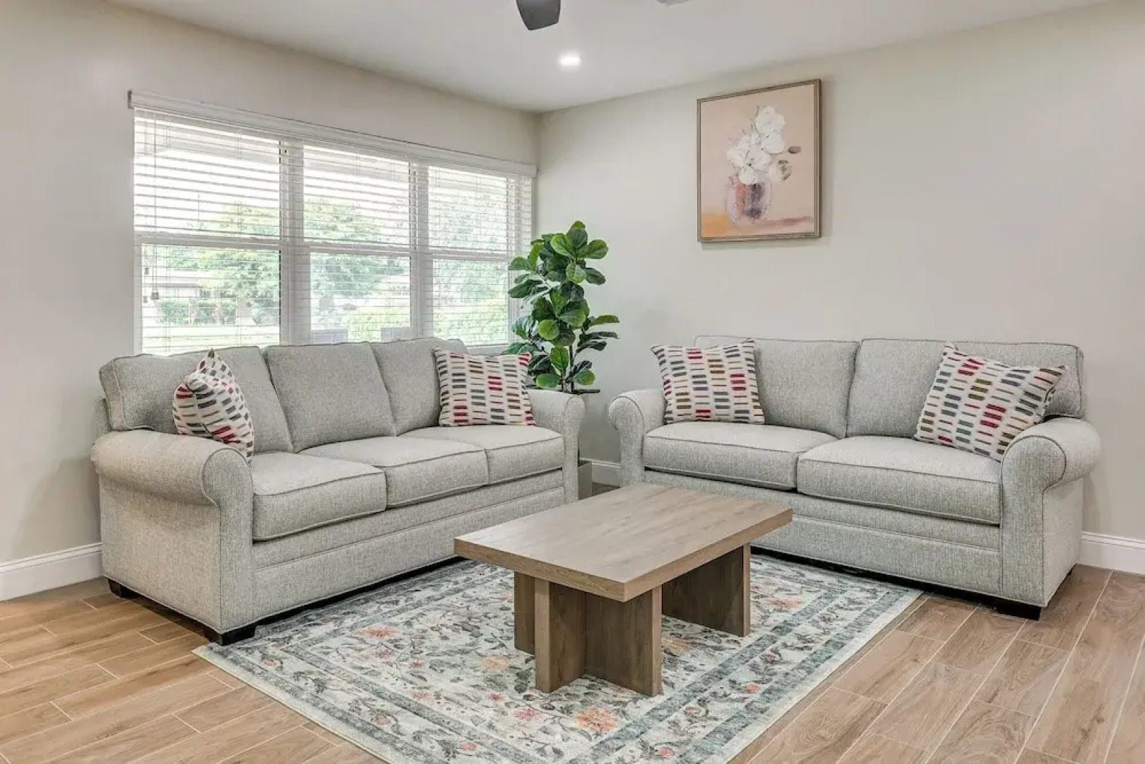 Backyard Oasis: Fort Lauderdale Home Near Beach