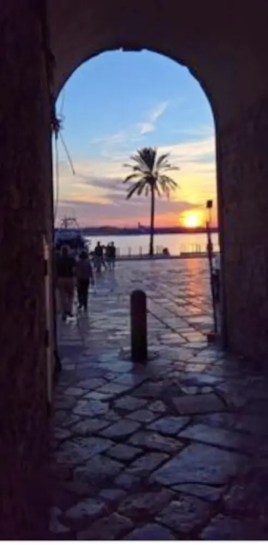 Studio in Molfetta, With Furnished Balcony Near the Beach