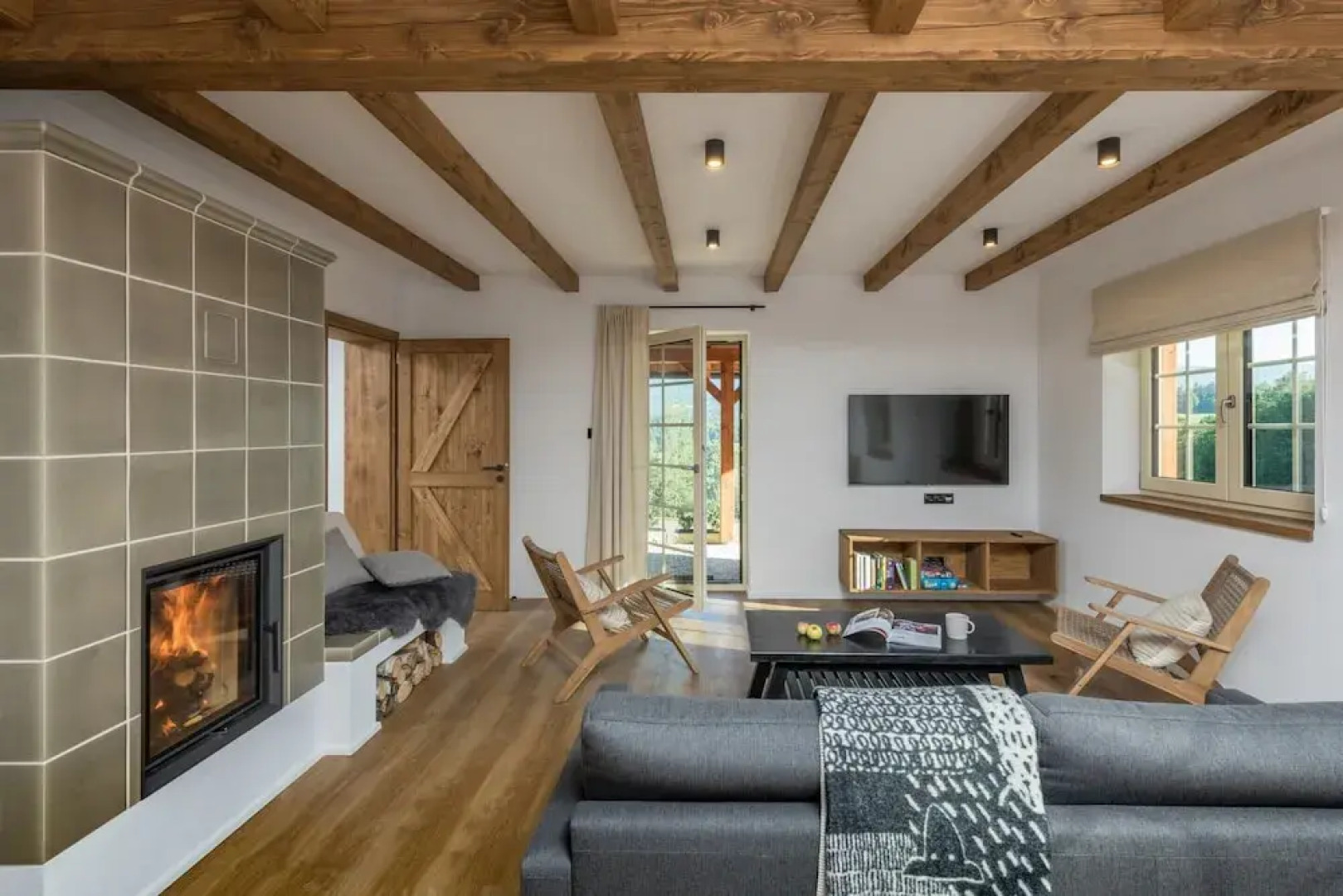 Villa With Pool in Hutisko-solanec