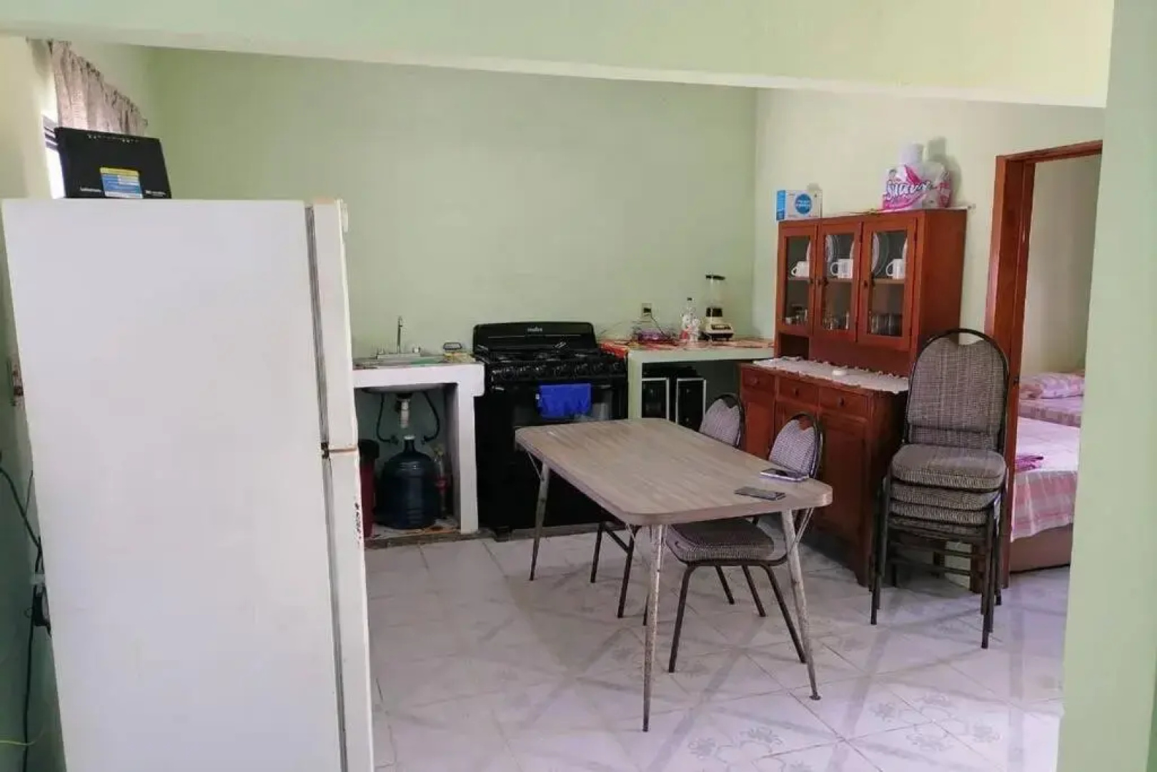 CASA CON TODO LOS SERVICIOS Y 2 RECAMARAS CLIMATIZADAS CON 2 CAMAS CADA UNO PARA 8 PERSONAs