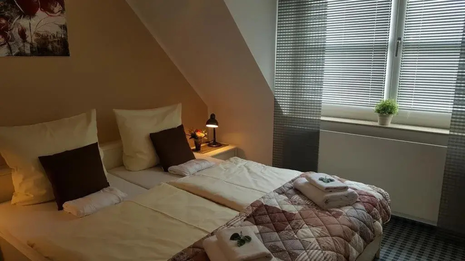 Ferienhaus Walnuss Hütte + Ferienwohnung Glück Auf