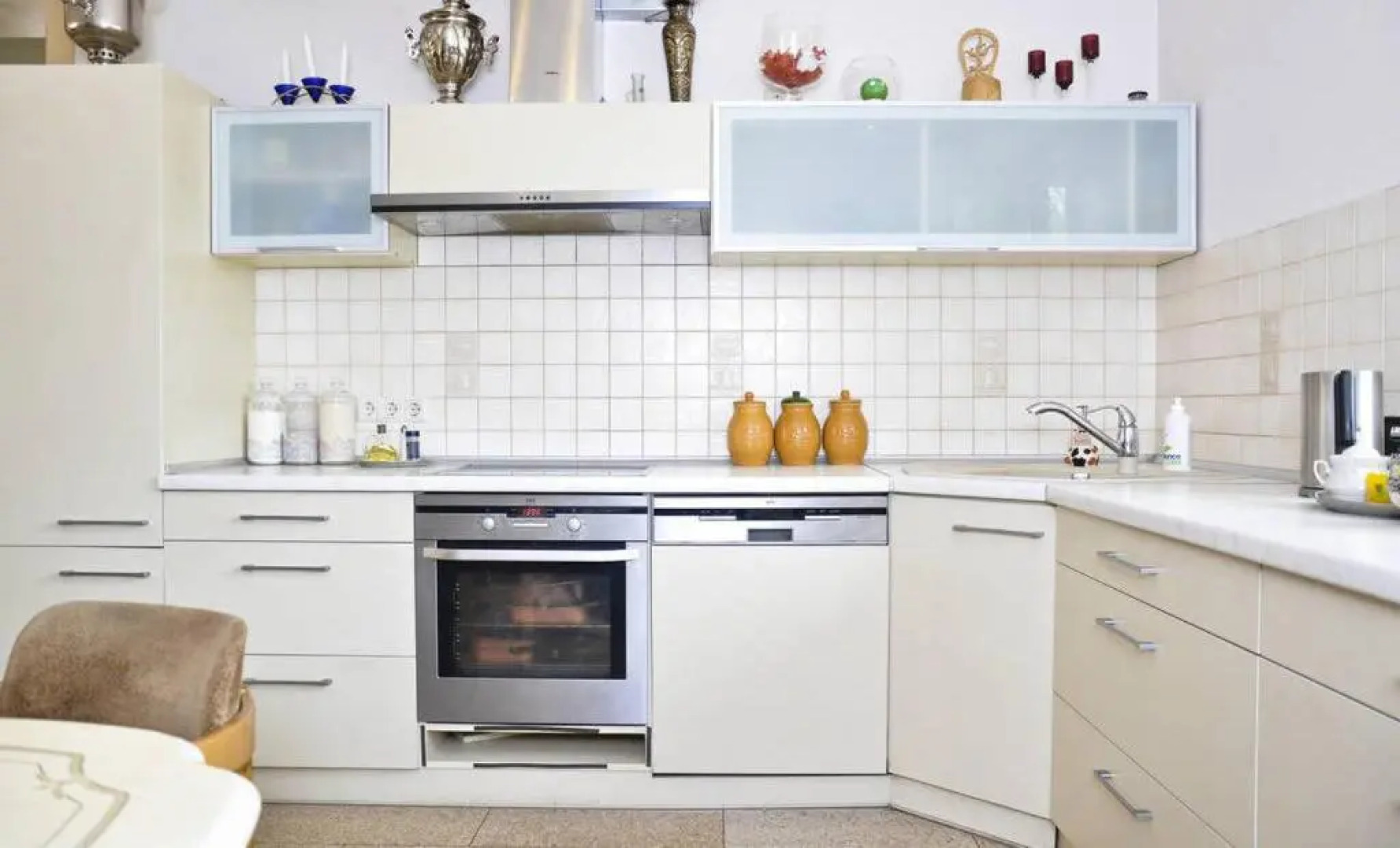 Irena Family House and B&B