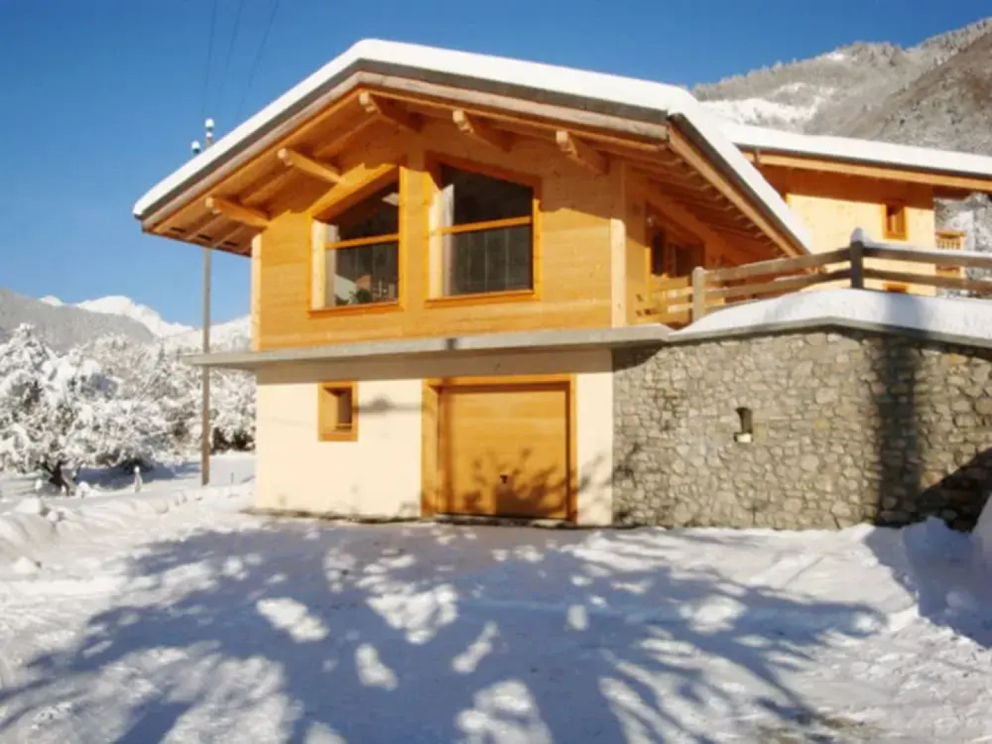 Chalet With 6 Bedrooms in Saint-jean-d'aulps, With Wonderful Mountain View, Enclosed Garden and Wifi - 3 km From the Slopes