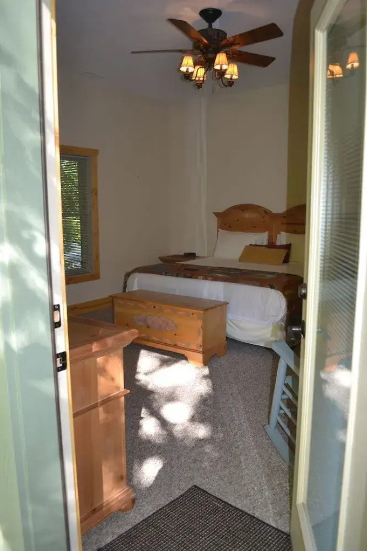 The Esmeralda Inn at Lake Lure