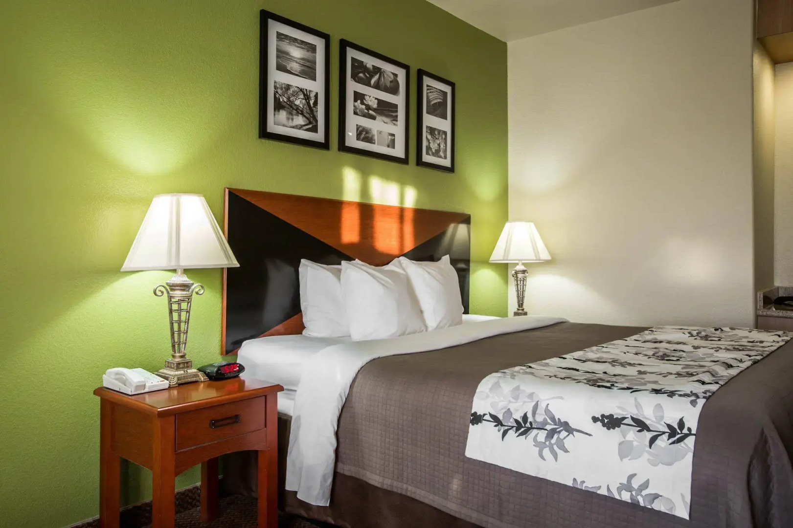 Sleep Inn & Suites Hewitt - South Waco