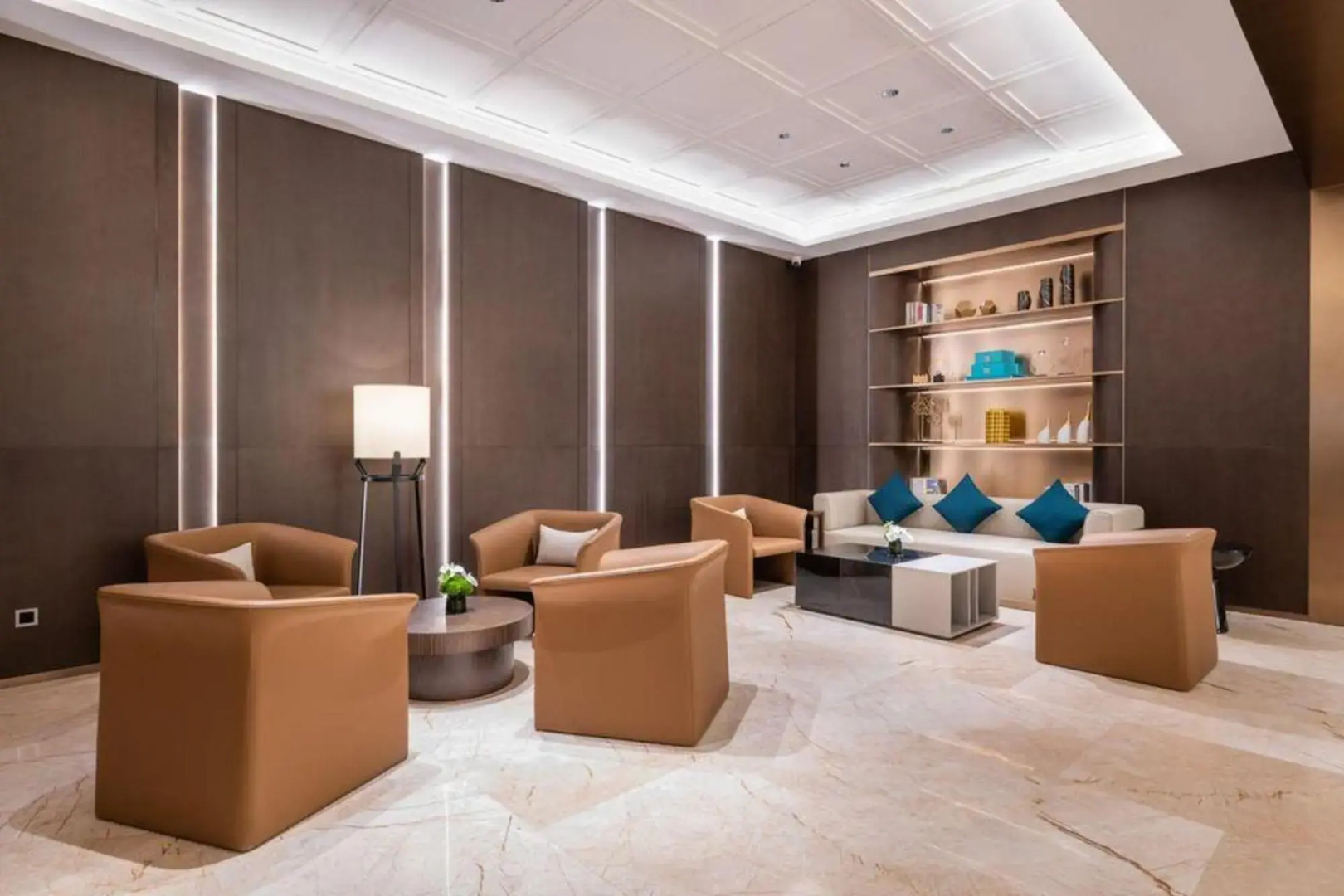 Novotel Jinniu Hotel